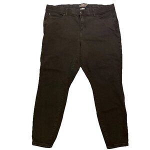 Torrid Jeans Women's Size 26T Black Bombshell‎ Skinny Premium Stretch Denim Emo